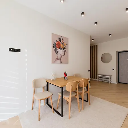 Mm Group Gold * Oujhorod